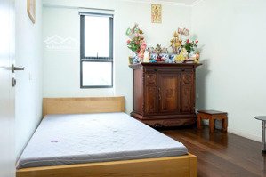 chính chủ bán căn hộ vinhomes dcapitale trần duy hưng 102m2 3 phòng ngủ 12.x tỷ