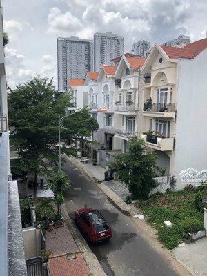 chính chủ cần gửi bán nhà him lam tân hưng q7 giá 21,5 tỷ và 28 tỷ