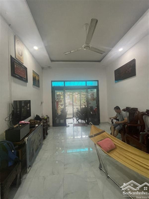 chỉ ~ 100tr/m2. nhà hẻm 62 lâm văn bền, quận 7. 2 tầng. 3,5m x 15m. chỉ 5,3 tỷ