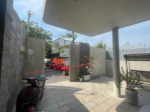 bán nhà đẹp kiến trúc hiện đại hẻm ô tô p. trường thọ, tp. thủ đức