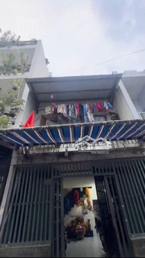 khu nhà cao tầng hẻm ô tô đổ cửa. vị trí đẹp