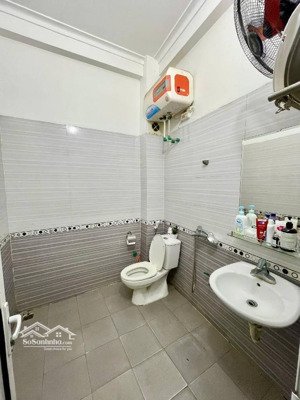 chính chủ cho thuê cc 2 ngủ 1 vs