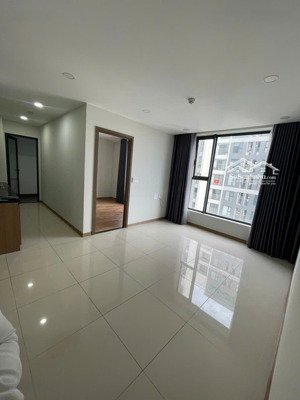 bán căn hộ cc rose town 79 ngọc hồi, 66m2, 2pn, 2wc. giá 5,1 tỷ bao thuế phí