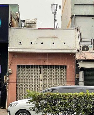 cho thuê nhà mt đường a4 khu k300 tân bình. dt 4,2x22m, kc 1 trệt 2 lầu 2pn 2wc