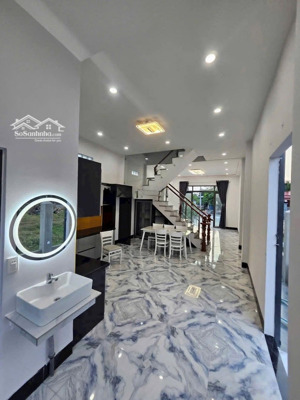 nhà bán hoàn công đầy đủ(2 lầu)giá 2ty6 dt 124m xã thái mỹ 1/ đường đoàn minh triết .lh 