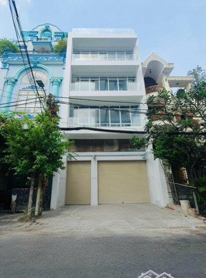 nhà nguyên căn văn phòng đường lê trung nghĩa, phường 12. dt: 8x23m. trệt, lửng, 4 lầu. sàn suốt.