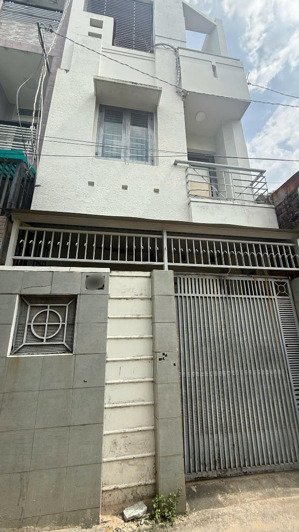 chủ gấp bán kẹt tiền căn nhà sát mặt tiền 20m kết cấu chuẩn chỉnh hoàn công đủ giá 10,5ty tl