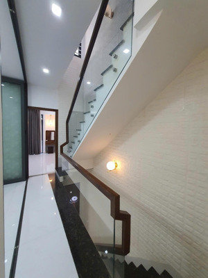 nhà 1 trệt 2 lầu, khu dân cư apec, trường thọ, giá 7,59 tỷ.