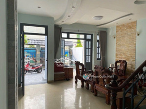 bán biệt thự huỳnh tấn phát, q7, 144m2 (6x25)m 3 tầng, chỉ 14,x tỷ, hẻm xe hơi tránh nhau, giáp pmh