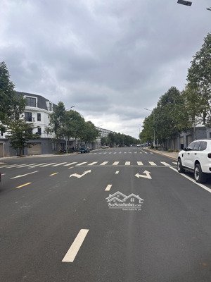 nhà phố tôn đức thắng 150m2, dự án eco city premia bmt. 13,9 tỷ, duy nhất 1 căn