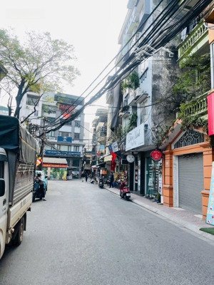 bán nhà phân lô oto đỗ cửa dt 40m2 giá 9,7 tỷ