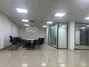 văn phòng 250m² mặt phố dịch vọng trung tâm cầu giấy, sẵn sàn làm việc