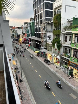 hiếm! bán khách sạn 4* khu k300,q tân bình, dt 170m2, 7 tầng,pccc đầy đủ,hoàn công chuẩn, giá 60 tỷ