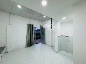 chdv thu nhập 15tr/1th - dt 5m x 18m - 2 tầng 5 phòng - 4tỷ720