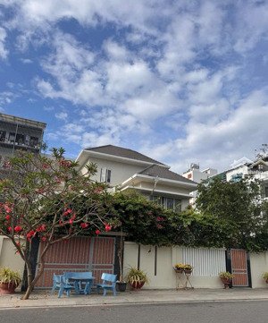 lvcc cần bán nhanh căn biệt thự khu đô thị vcn - phước hải phường nam nha trang - diện tích: 320m2