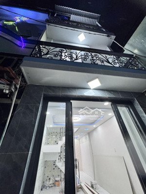nhà mới quận tân phú - 3 tầng btct - sổ sẵn sổ riêng - giá 3.28 tỷ - 1 căn ra hẻm 8m ô tô tận cửa