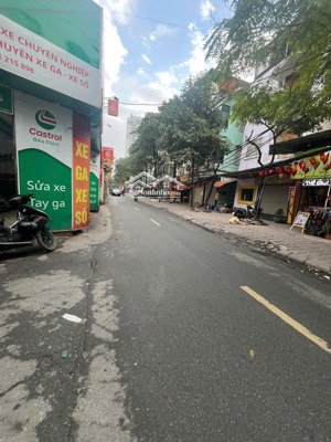 bán nhà văn quán ô tô tránh 59m² 5 tầng mặt tiền 5m.