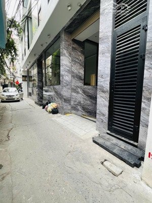 trích sài_viêw hồ tây, 3 thoáng, ô tô, 50m ra hồ _dthu 5tỷ/năm dt 265m -9 tầng -mt 16m _ 36 căn hộ