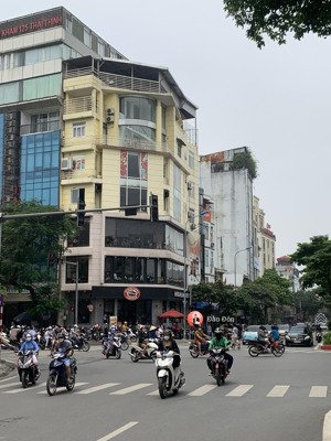 siêu đẹp, cho thuê nhà mặt phố huỳnh thúc kháng,, đống đa, dt: 30x5t, 3mt, giá thuê:50triệu/ tháng