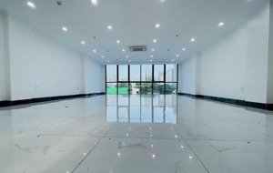 cho thuê văn phòng tại yên xá. diện tích 120m2 giá chỉ 12tr/tháng. liên hệ 