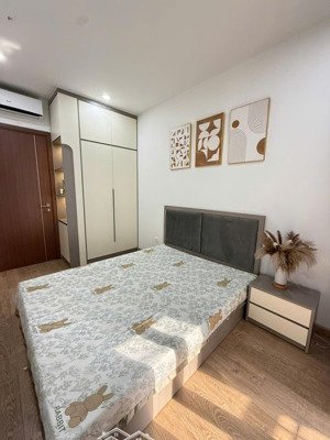 duy nhất căn bán! giá cực tốt. gia đình chuyển ở liền kề cần bán gấp căn 3pn, sổ đỏ tòa green stars