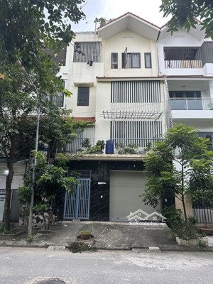 bán nhà thượng thanh 105m²,mt 7m, 4 tầng thang máy vỉa hè ôtô tránh giá 28 tỷ tl