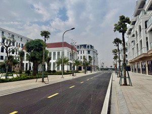 chính chủ cần bán gấp căn om15-09 mặt đường lý tử tấn đường 33m hai làn xe giá 22.5 tỷ 