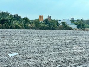 đất ngay kcn minh hưng 250m2 có 50m2 đất ở