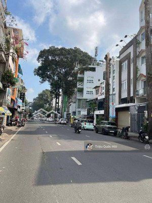 9,9tỷtl mặt tiền trần phú q5 shr 4tầng 38.1m2 chủ định cư nước ngoài - có thưởng mạnh ạ.