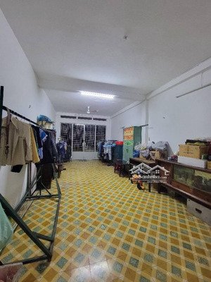 nhà 2 mặt tiền đối diện chợ bình tiên - hẻm xe tải cực rộng - sổ riêng - phù hợp kd đa ngành nghề