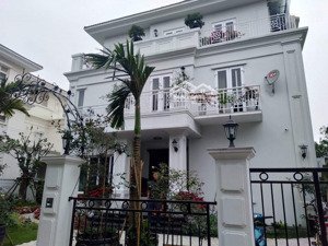 căn biệt thự phương viên rẻ nhất dự án 300m2 sẵn sổ đỏ chỉ 146tr/m2, nhà xây thô nguyên bản