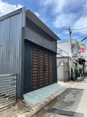 bán nhà đẹp đường 8m ngang 5m dài 15,6m giá thỏa thuận - tây lân ô tô tải thông