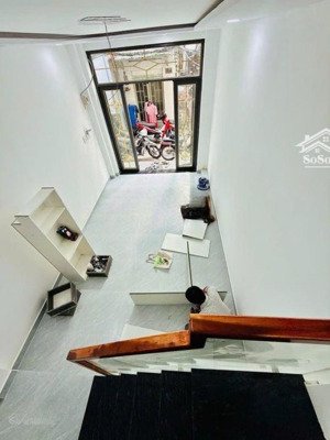 bán nhà đẹp đường hoàng diệu q4 giá tốt