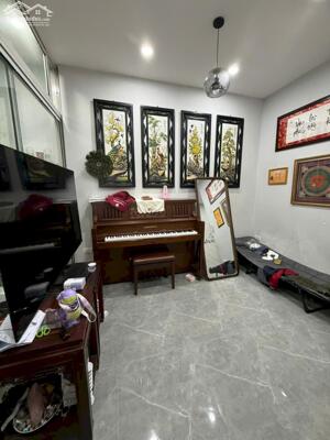 Bán nhà phố Thái Hà, Đống Đa, nhà đẹp ở ngay 5 tầng 42m2 giá 13.5 tỷ