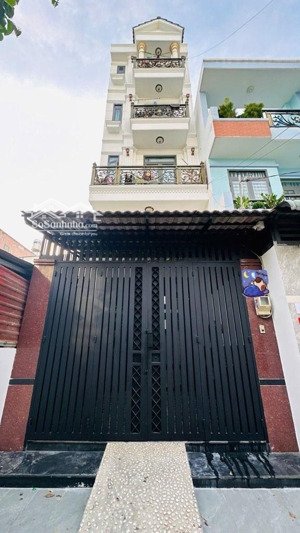 gấp bán chdv - dòng tiền 500tr/năm- 65m2- hẻm 6m