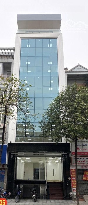 bán tòa văn phòng! nguyễn thị định, thang máy, ô tô tránh, vỉa hè, thông thẳng phố. 70m2*6t