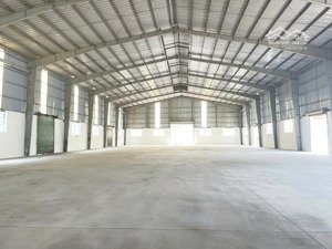 cho thuê kho xưởng bình chánh, tphcm, pccc tự động, đường xe cont, dt 4700m2 giá 70k/m2