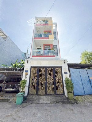 chủ cần bán gấp nhà 4 tầng - sát vạn phúc - nội thất rất cao cấp - dt 4.5x18m