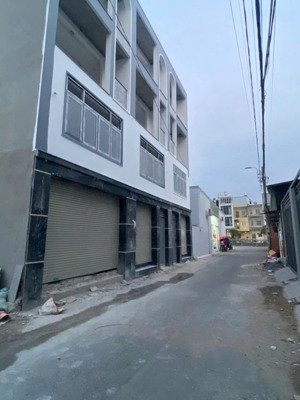 đất dương quảng hàm - mảnh còn sót lại duy nhất - hiếm - 2 mt - hẻm thông - xây cao tầng - 8,9 tỷ