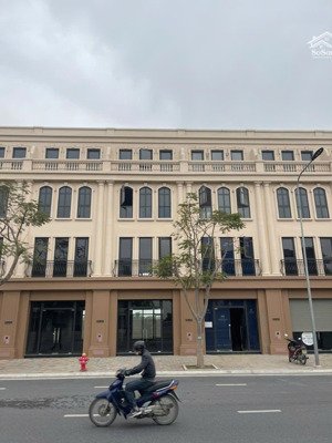 bán shophouse vin vũ yên 4 tầng, 90 m2, mặt tiền rộng siêu đẹp. giá tặng 35%