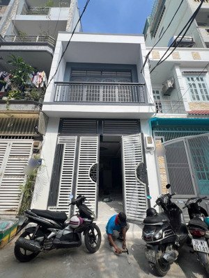 bán nhà ngay chợ gò xoài, bình tân gần chợ hẻm 6m dt:4x16m 1 lầu 3pn giá 6.1tỷ tl