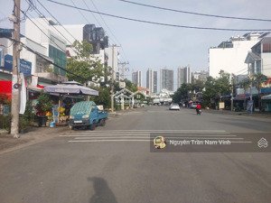 bán mặt tiền 12m ngang dài 23m diện tích 268m2 đối diện đh kinh tế tài chính maketing chỉ 30 tỷ