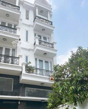 cách mặt tiền lạc long quân 50m, dt 63 m2 x 4 tầng, dòng tiền 200 triệu/ năm, chỉ 6 tỷ 900