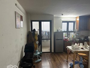 chính chủ cho thuê căn chung cư 1201a lộc ninh chúc sơn. lh 