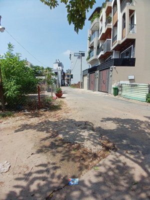 nhà thiết kế đẹp xe hơi đỗ cổng hẻm thông sát mặt tiền nguyễn oanh - nhỉnh 8 tỷ