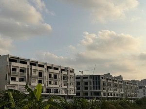 mở bán biệt thự tq5 highway 5 residences trung tâm gia lâm. lãi 0%/12t. giá siêu hời