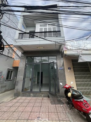 cho thuê nhà 2 mặt tiền kinh doanh tại trung tâm phước long nha trang