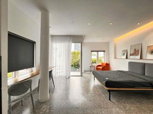 trần não| studio 35m2 ban công đón nắng. bảo vệ 24/7 an ninh. có slot oto free. khuôn viên cây xanh