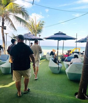 cho thuê 2 sản phẩm vip nhất tuyến đường võ nguyên giáp, mặt biển và view biển, gọi văn phú