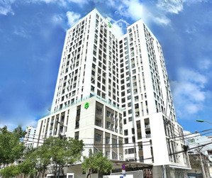 cần bán gấp căn hộ newton residence. 3pn, 2wc, giá siêu hời 8,3 tỷ, 100m2. lh: 